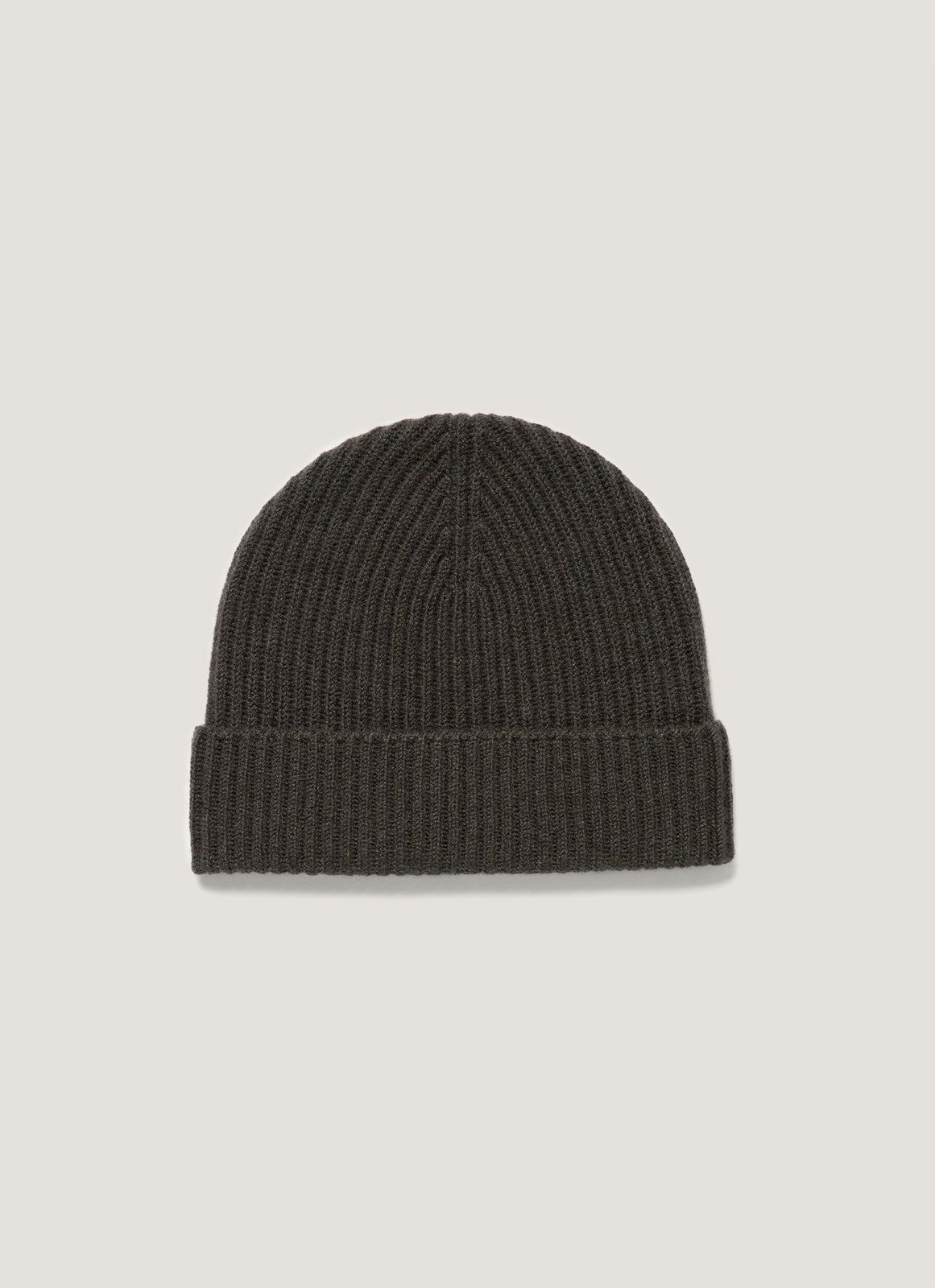 Cashmere Ribbed Hat in Dark Green