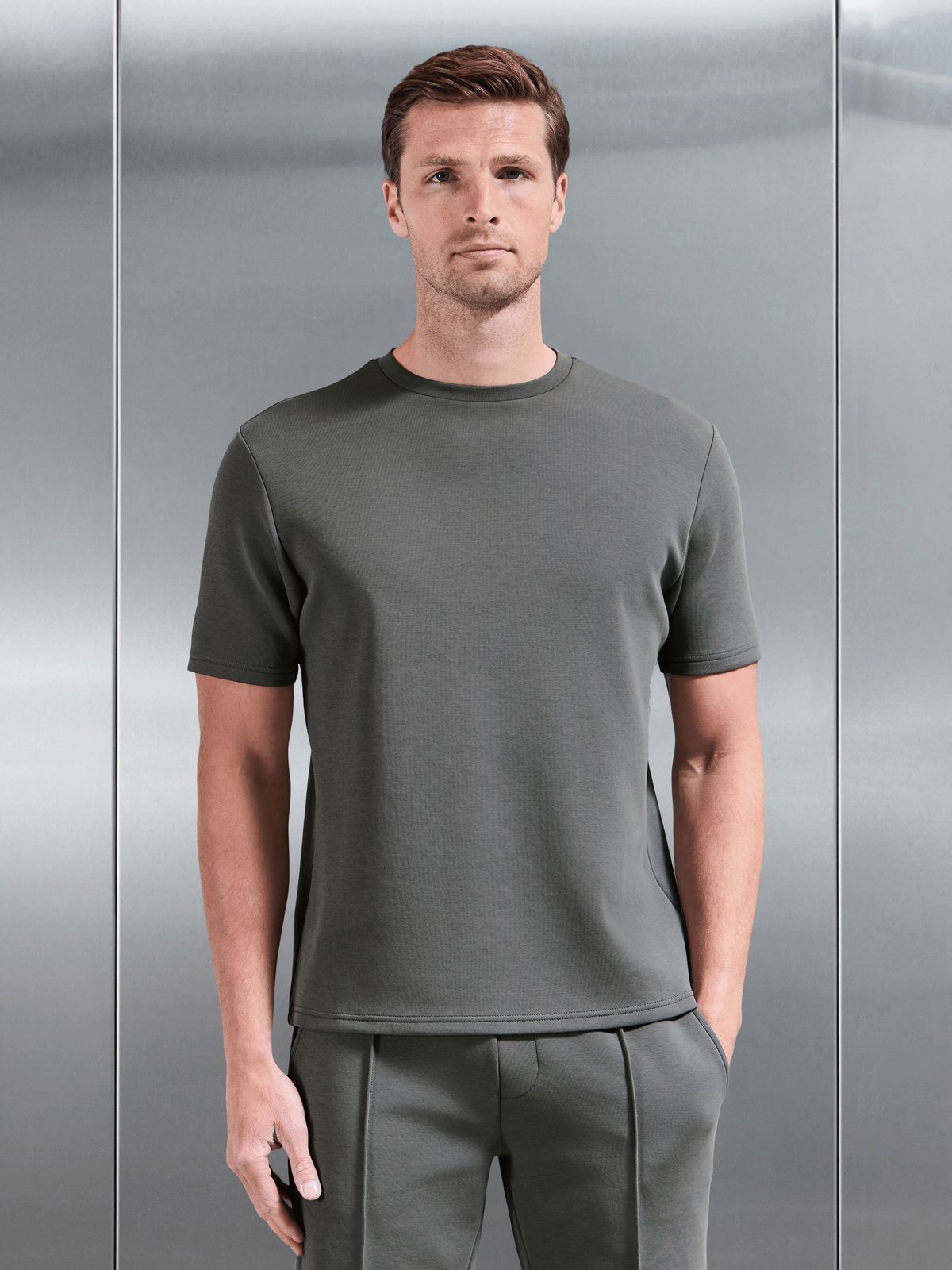 Everyday Luxe T-Shirt in Grey