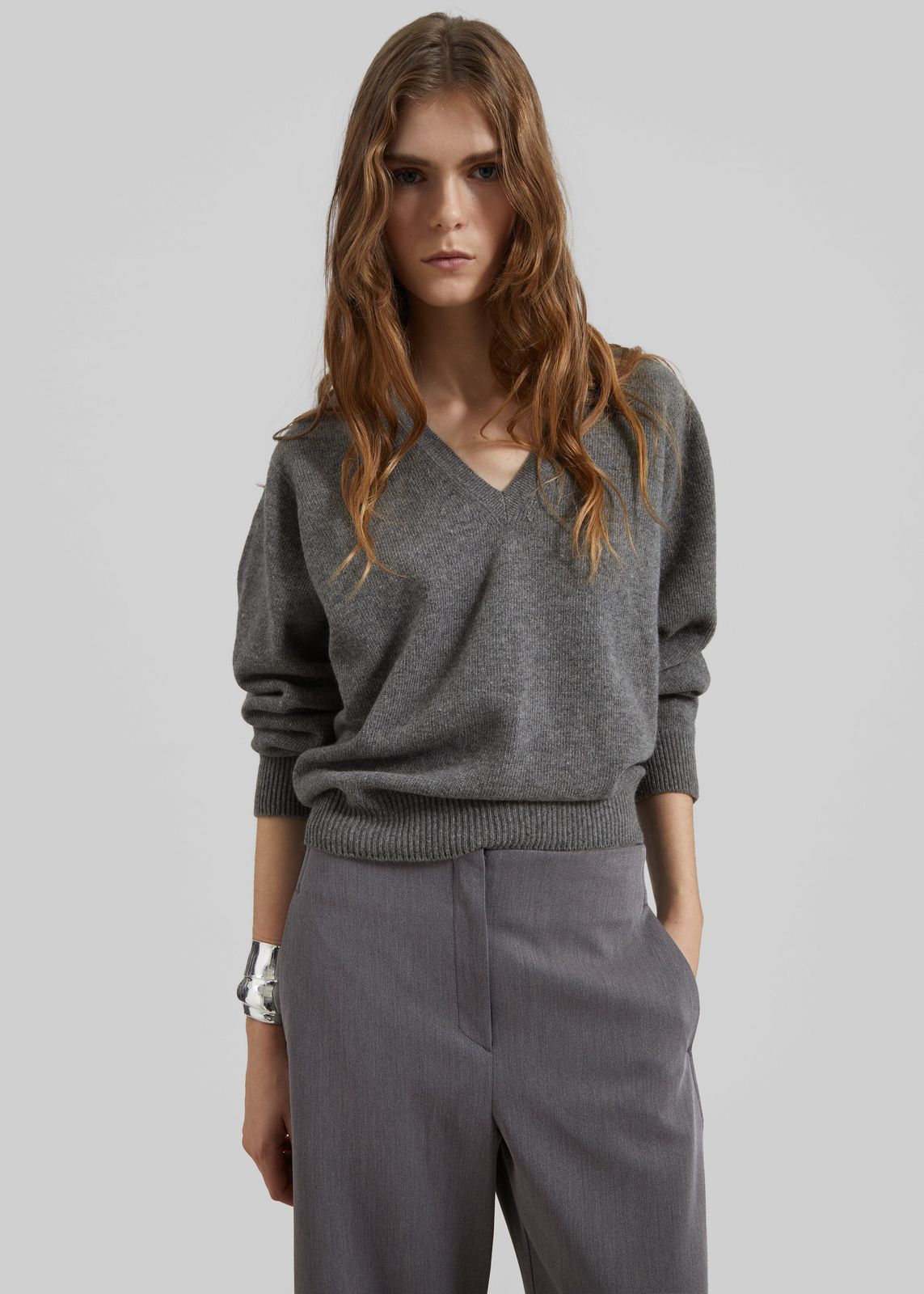 Ronse V-Neck Superfine Lambswool Sweater - Grey