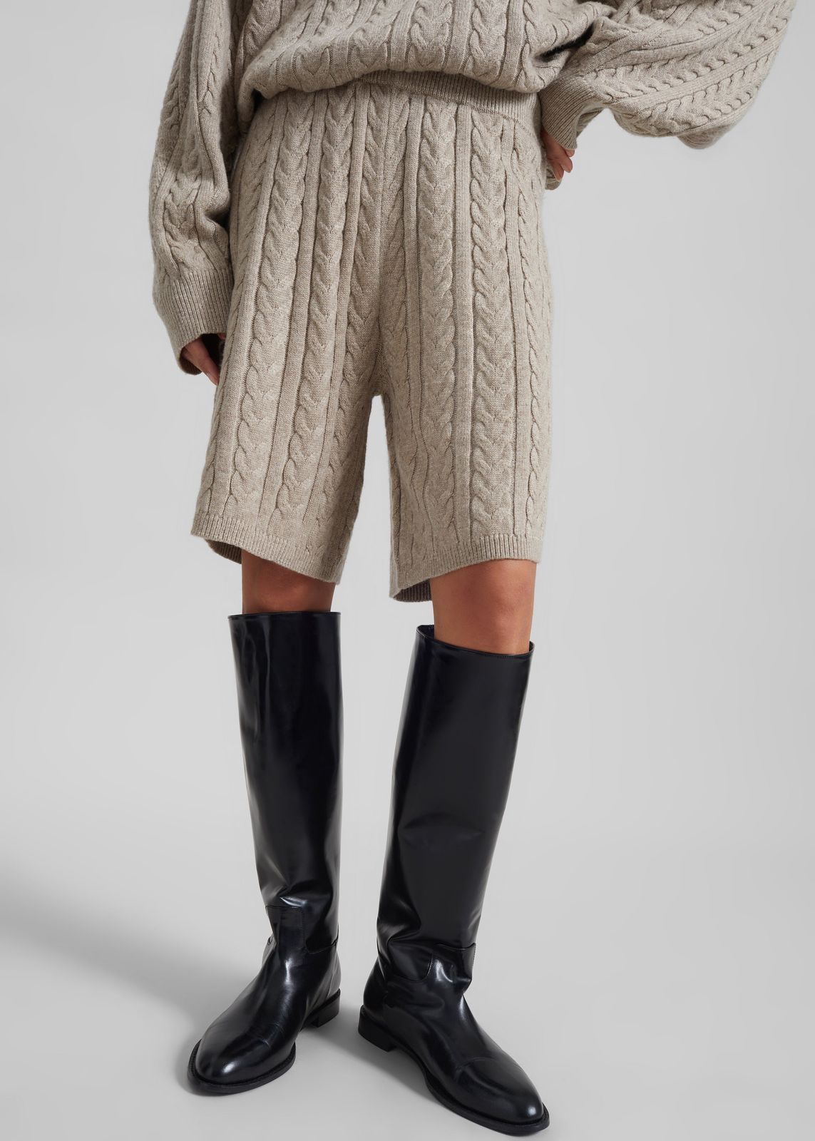 Karmoy Cable Knit Shorts - Beige