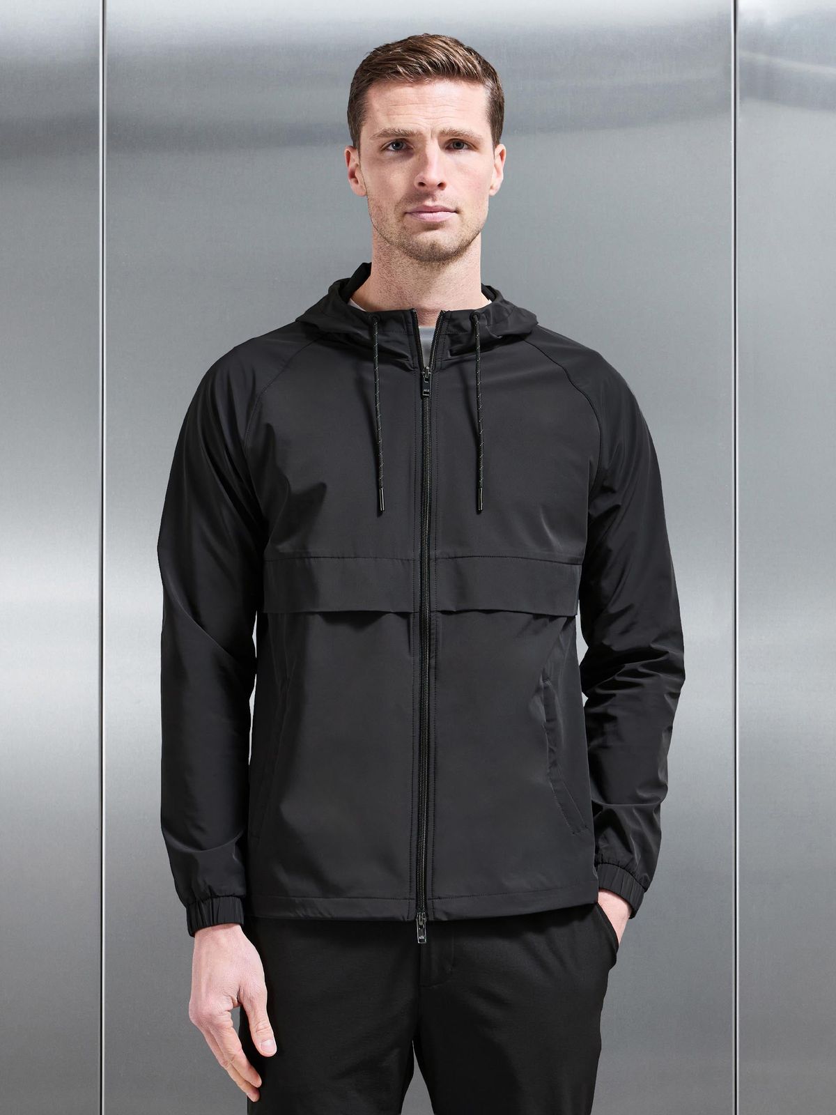Flex Shell Windbreaker in Black