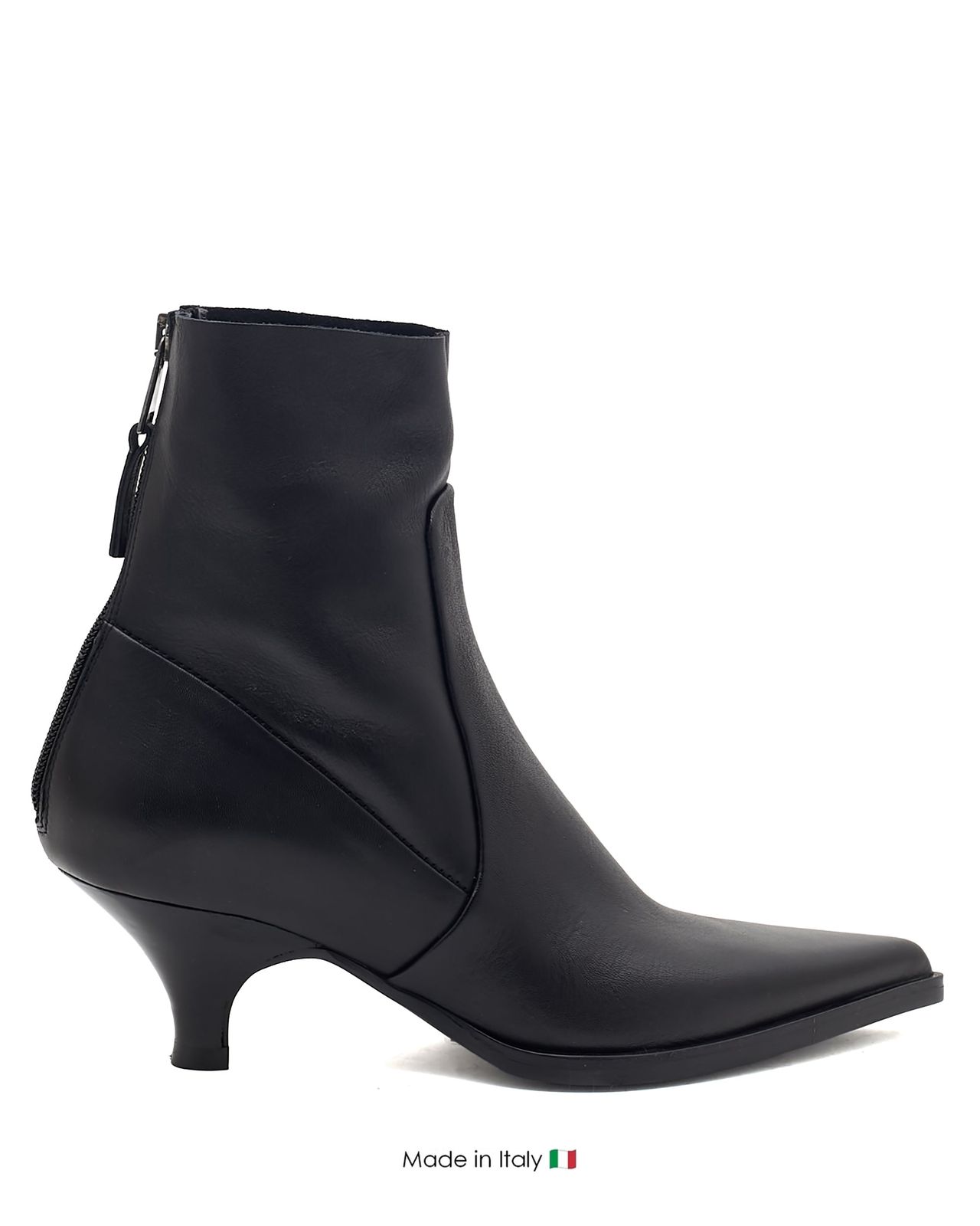 E4171 Black Boot Leather