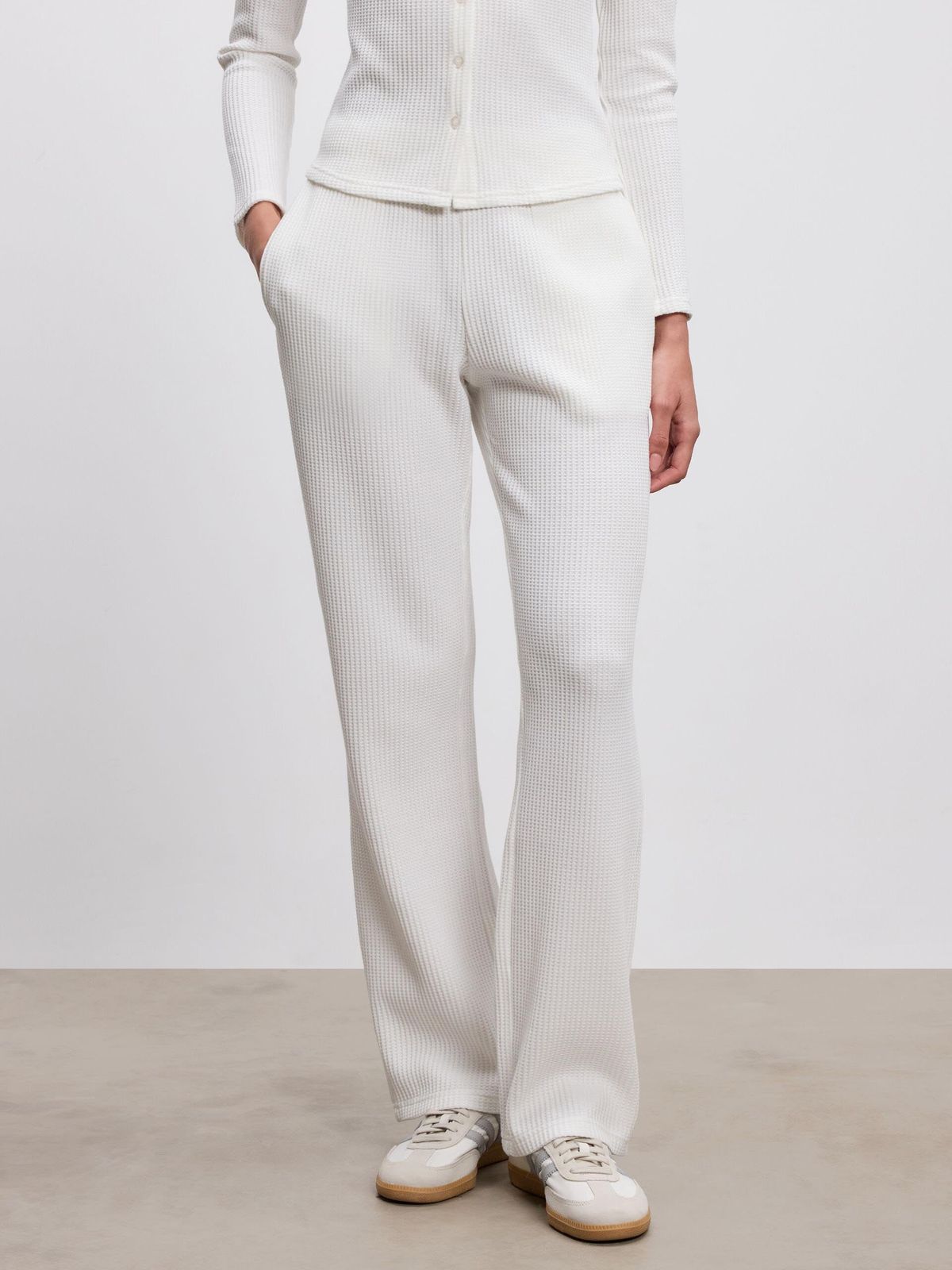 Womens Waffle Straight Leg Trouser in Ecru