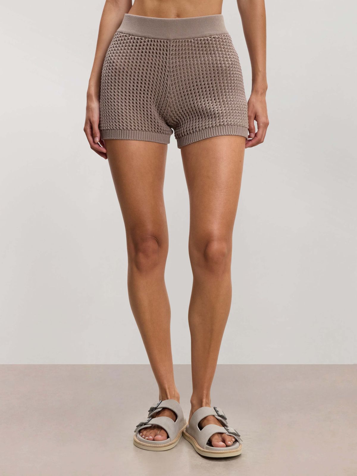 Womens Crochet Short in Taupe