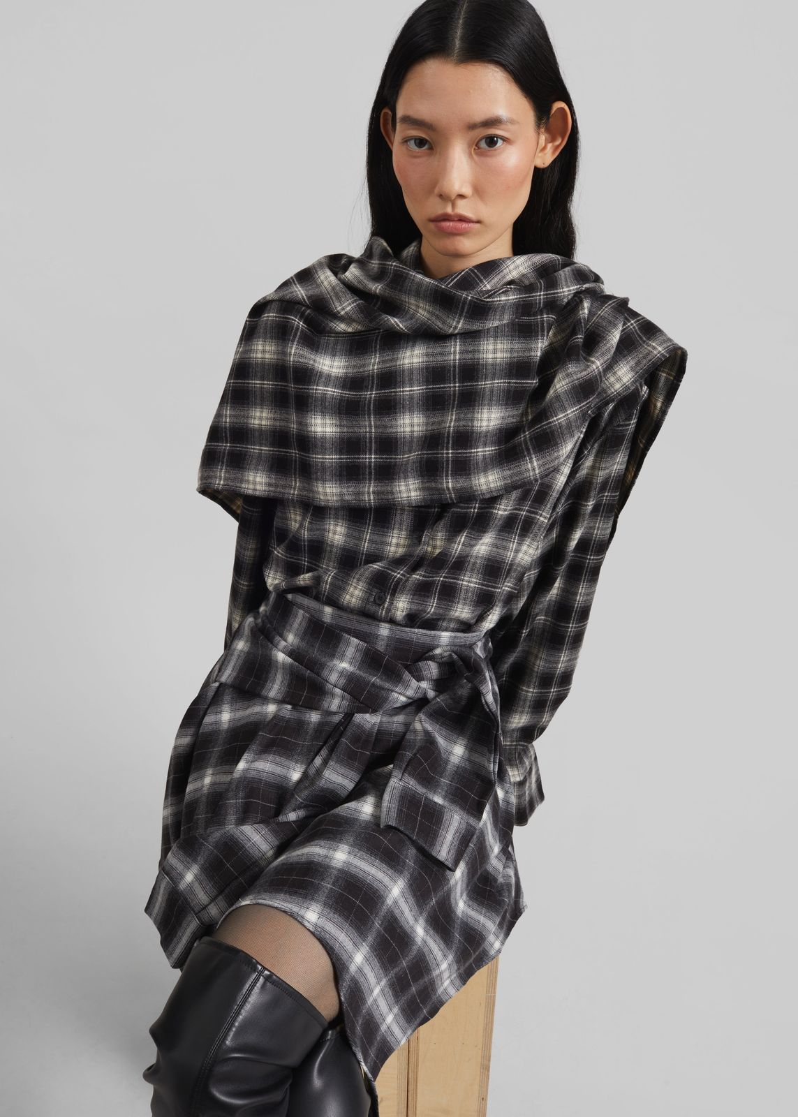 Rue Scarf Shirt - Black Plaid