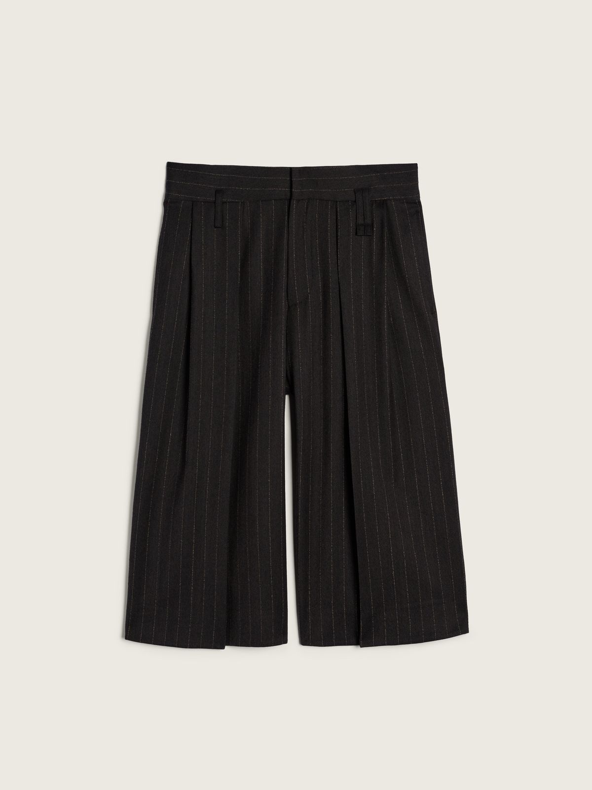 Peeling Waist Wide Leg Shorts