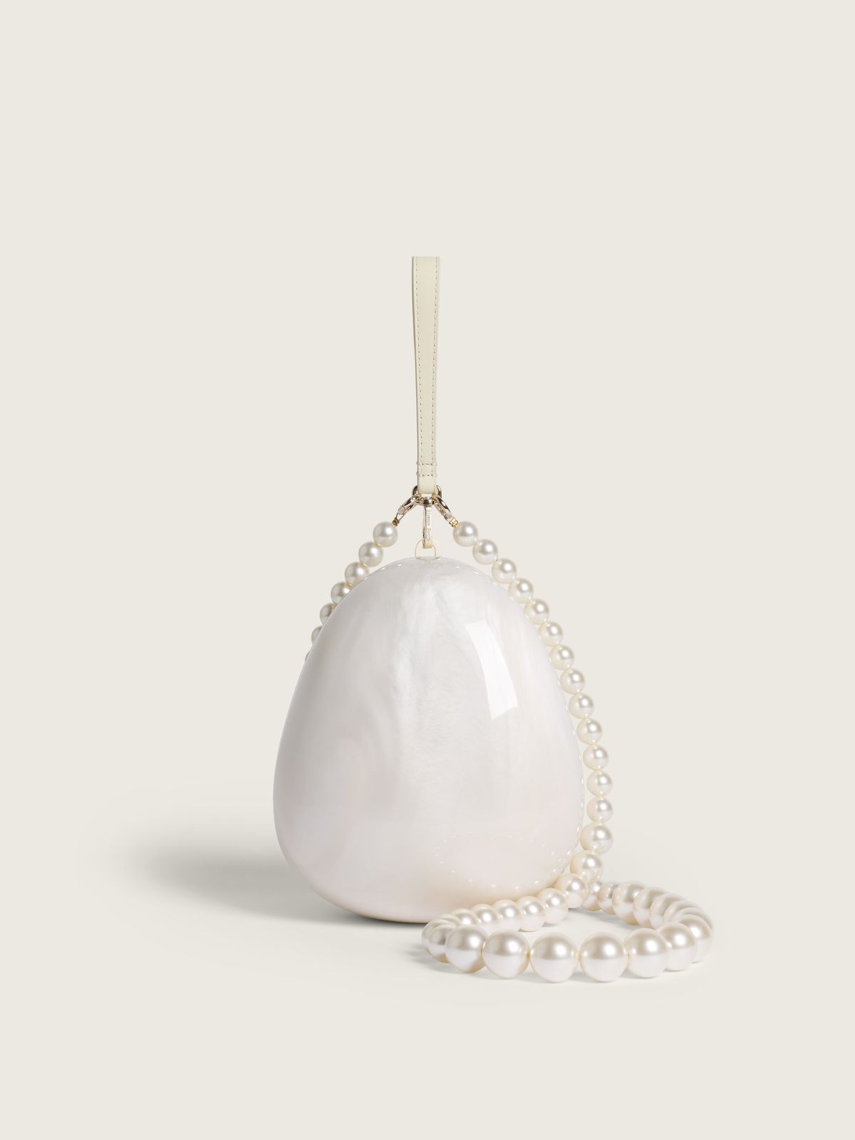 Large Pearl Egg Bag