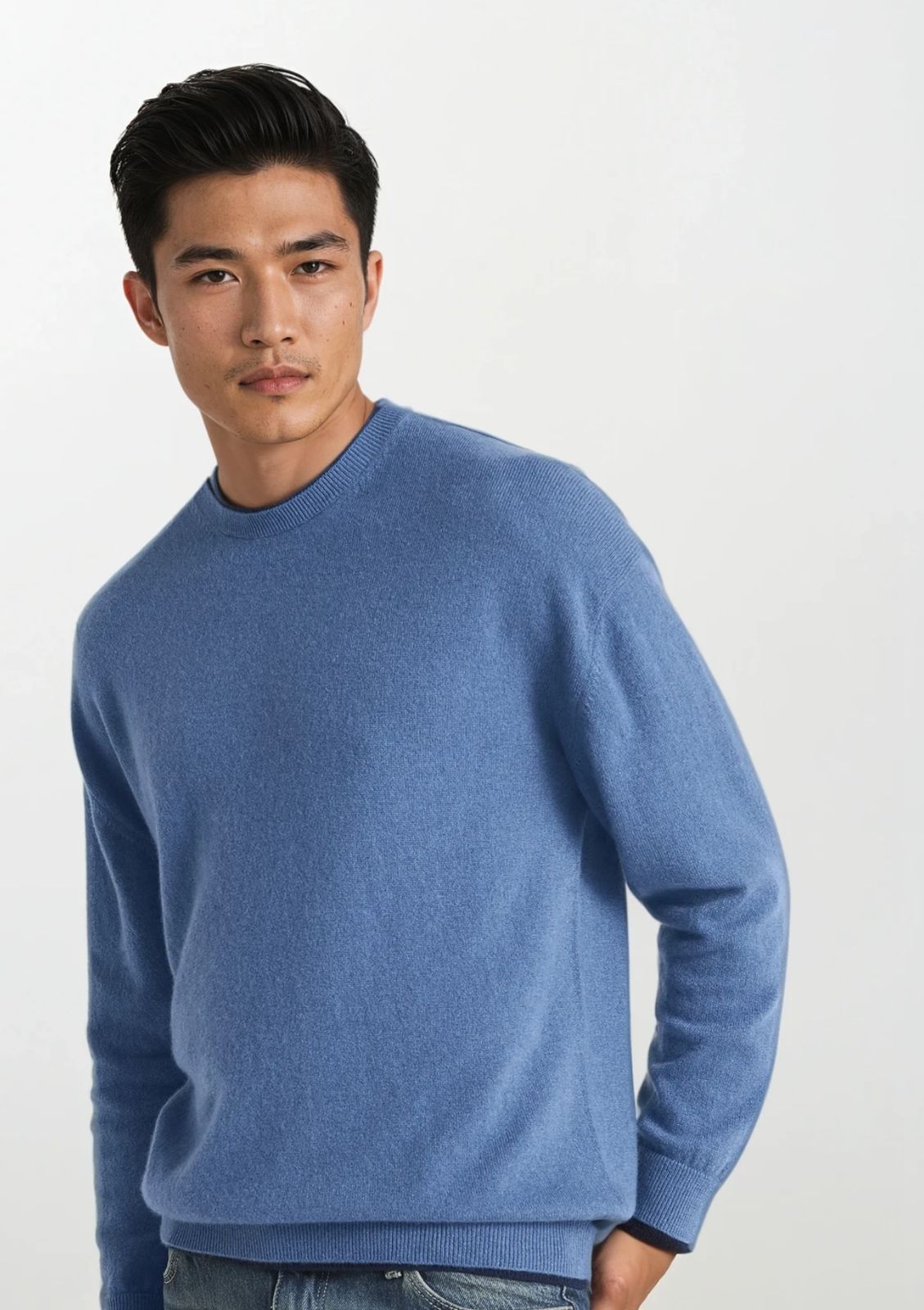 Mens Cashmere Crew Neck Sweater in Marina Blue