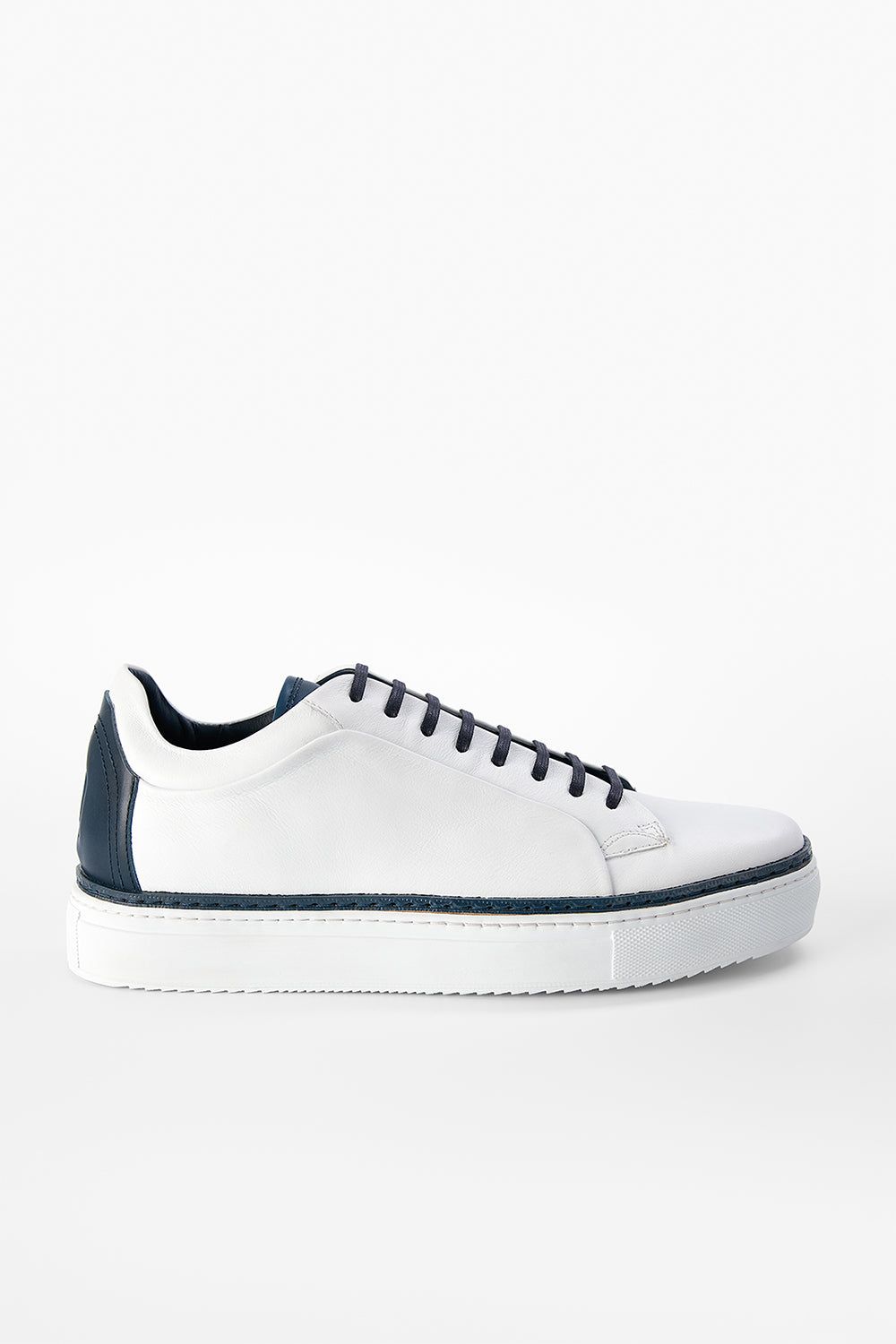 SOHO EDGE white blue welted sneakers.