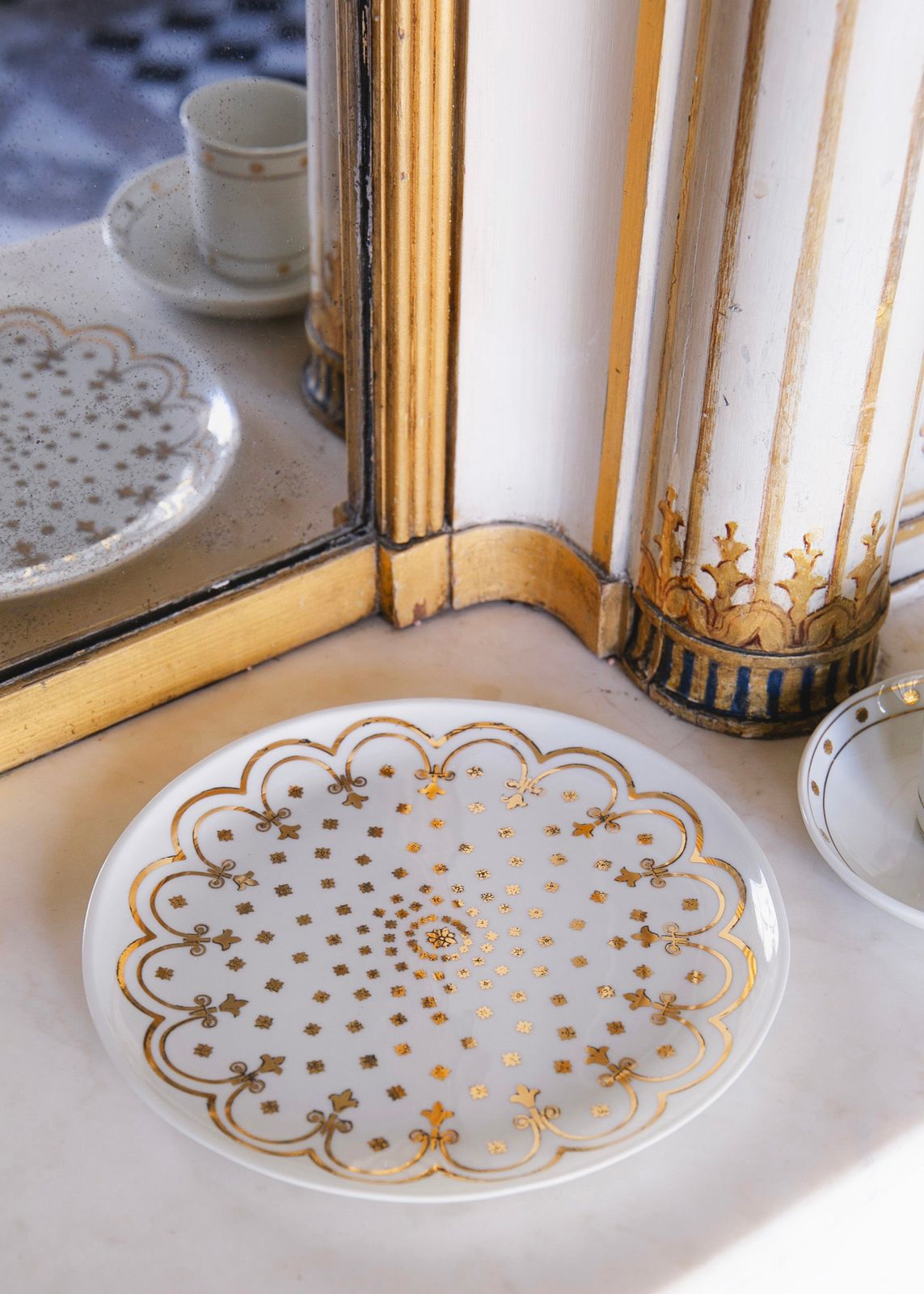 Assiette x Alix D. Reynis en porcelaine blanche