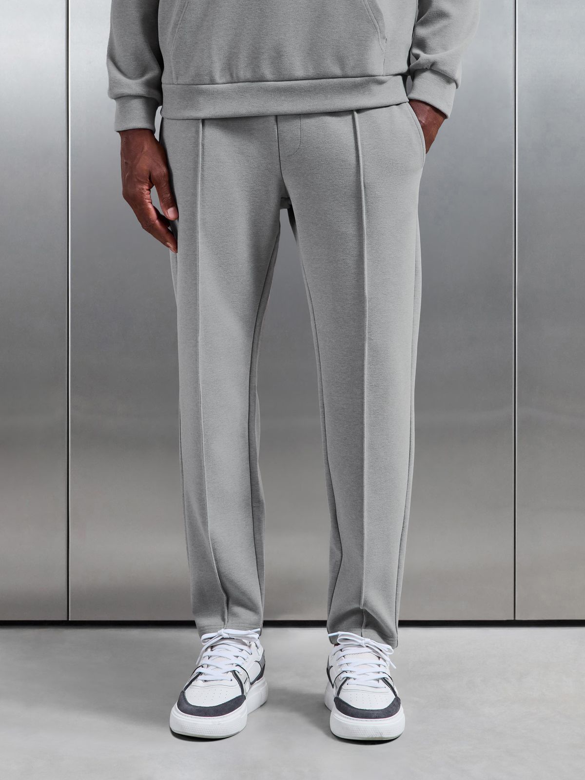 Slim Fit Knitted Jogger in Marl Grey