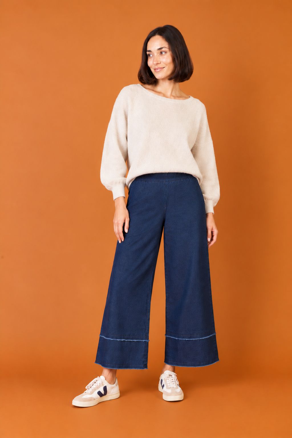 Gabrielle Stretch Denim Pants With Frayed Detail