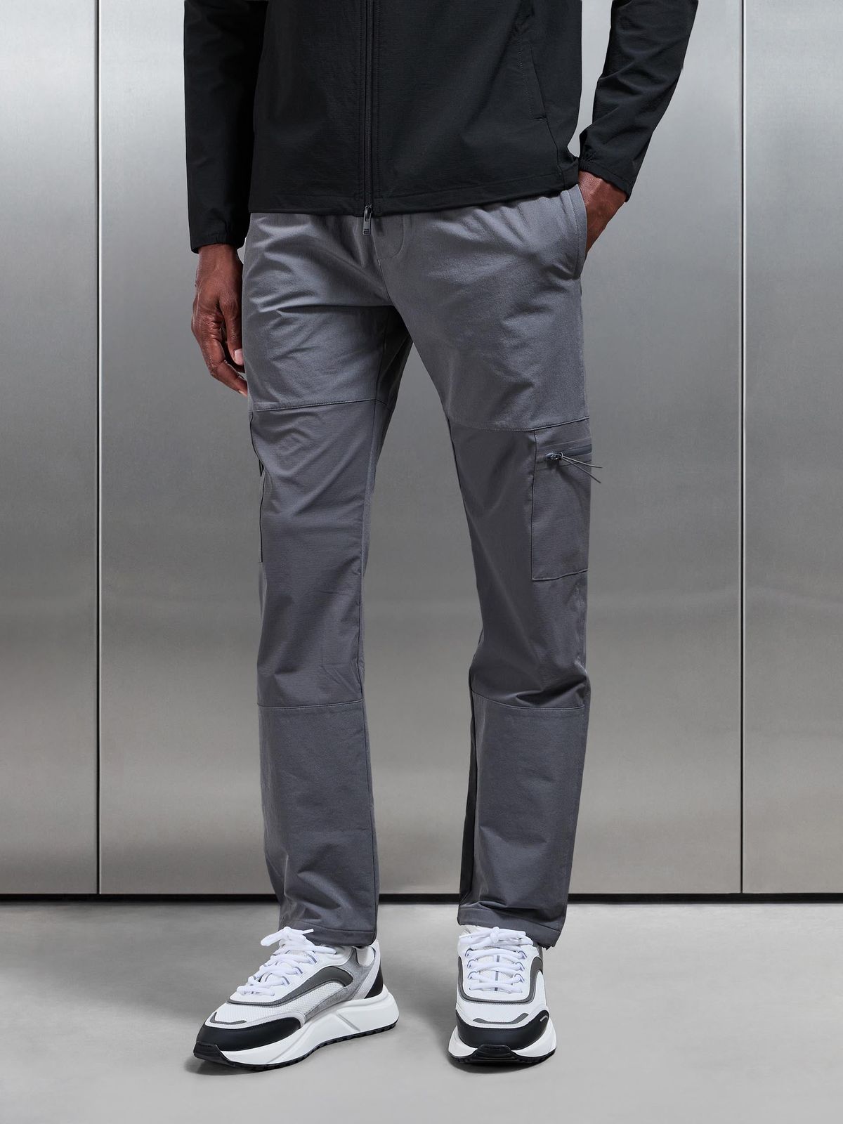 Trail Pant in Grey