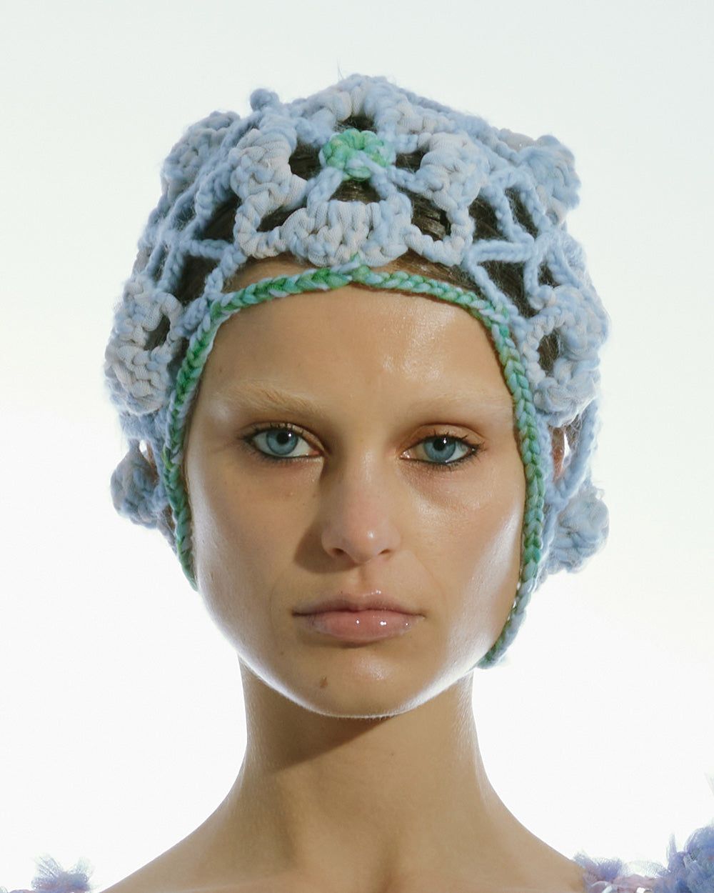 HEAVY CROCHET FLOWER BONNET