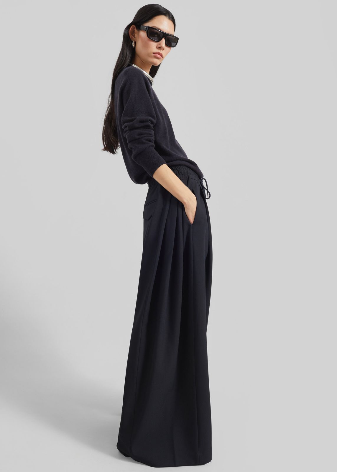 Corlen Pleated Wide Pants - Dark Navy