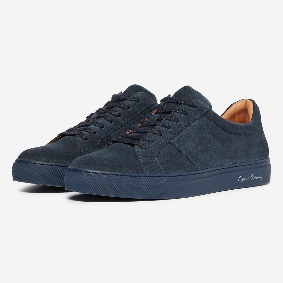 Quintos Navy Suede