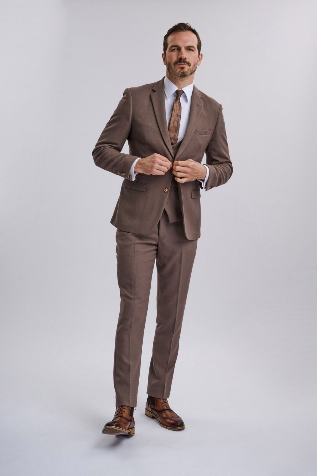 HM5 - Tan Tailored Three Piece Suit