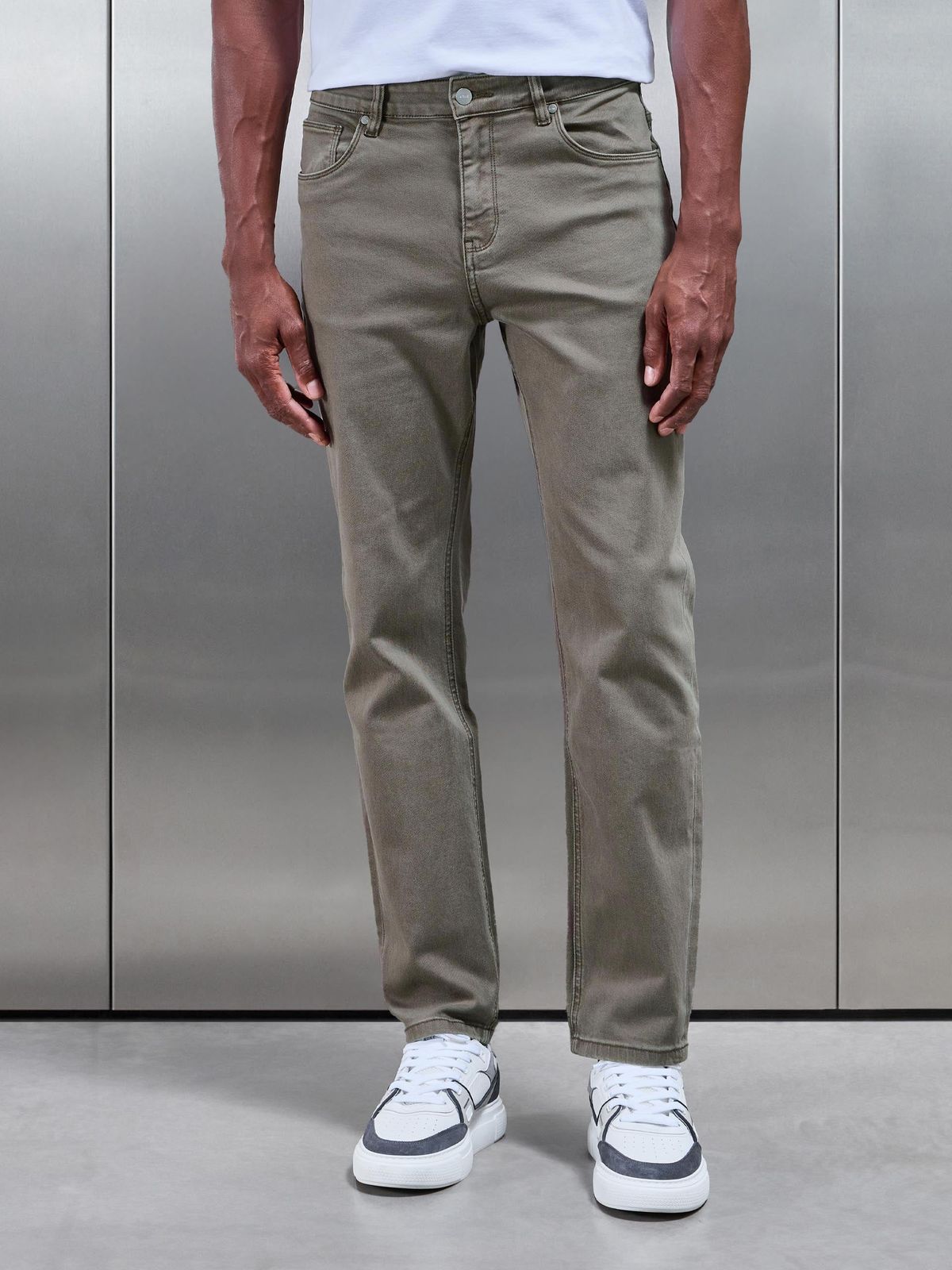 Straight Leg Denim Jeans in Olive