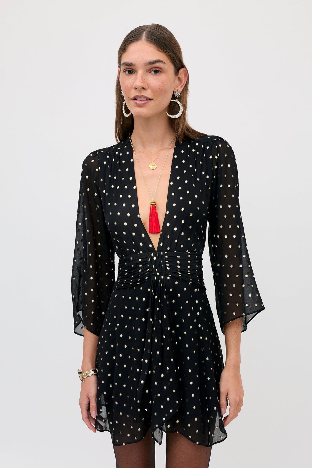 Clove - Gold Spot Black