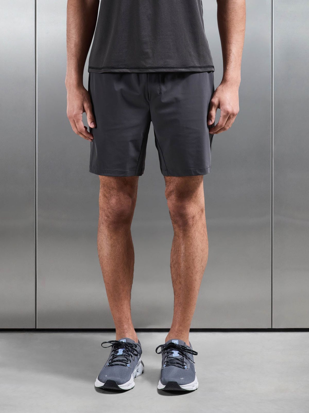 Pace Short in Grey