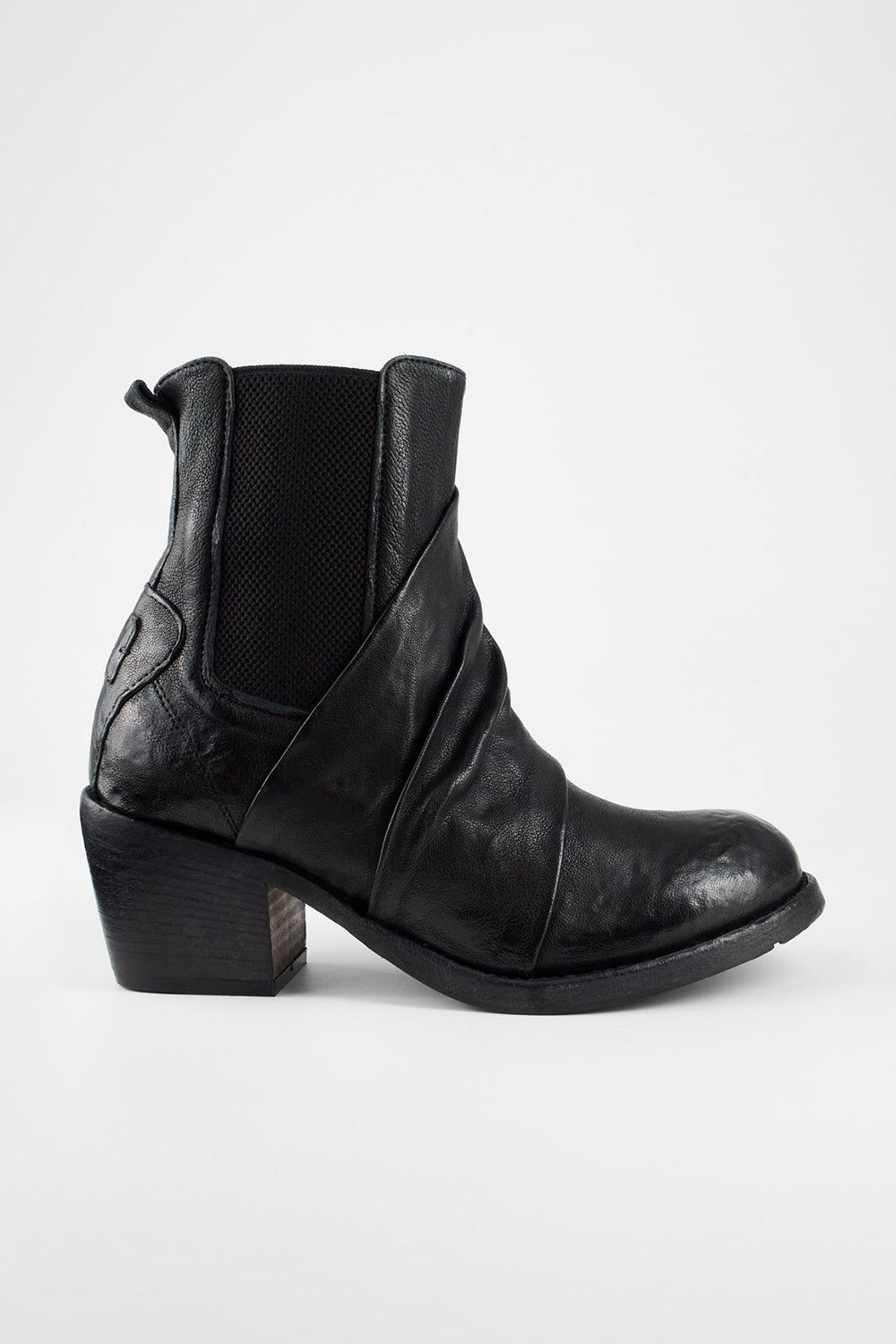 NASH urban-black veiled chelsea boots.