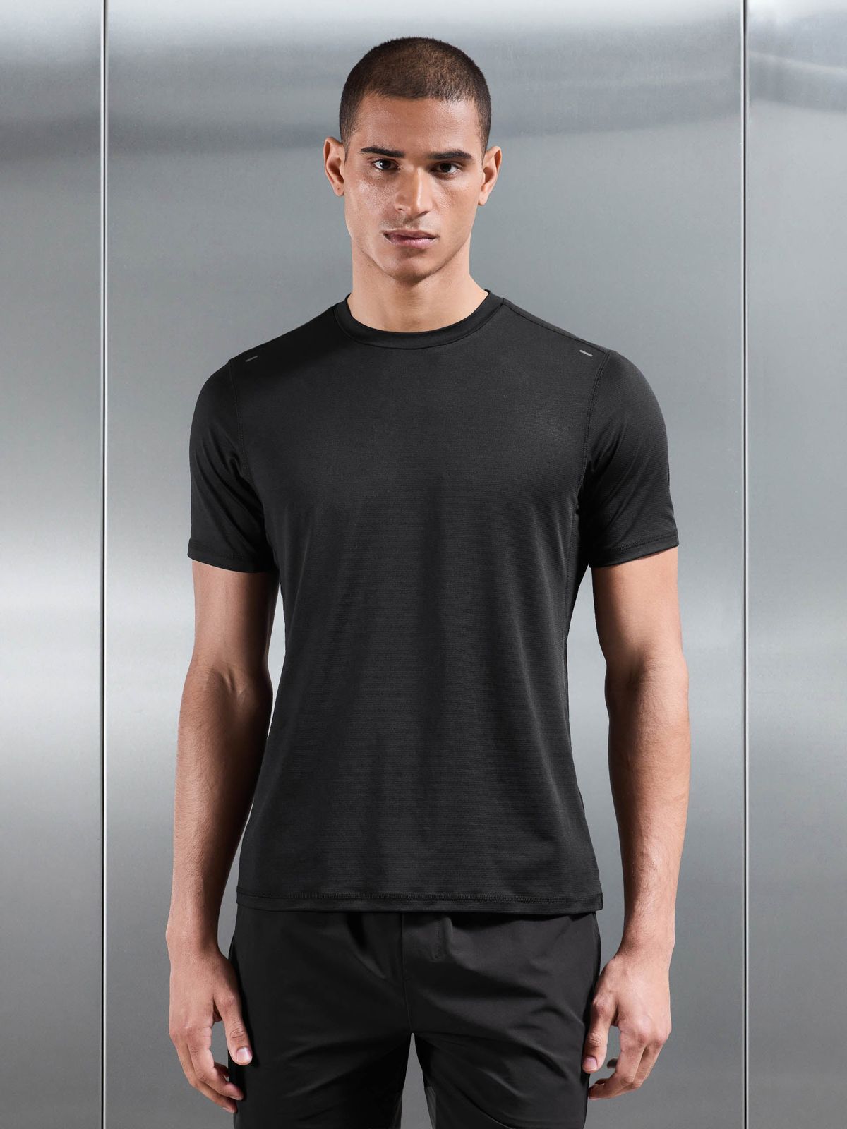 Active Essential T-Shirt in Black