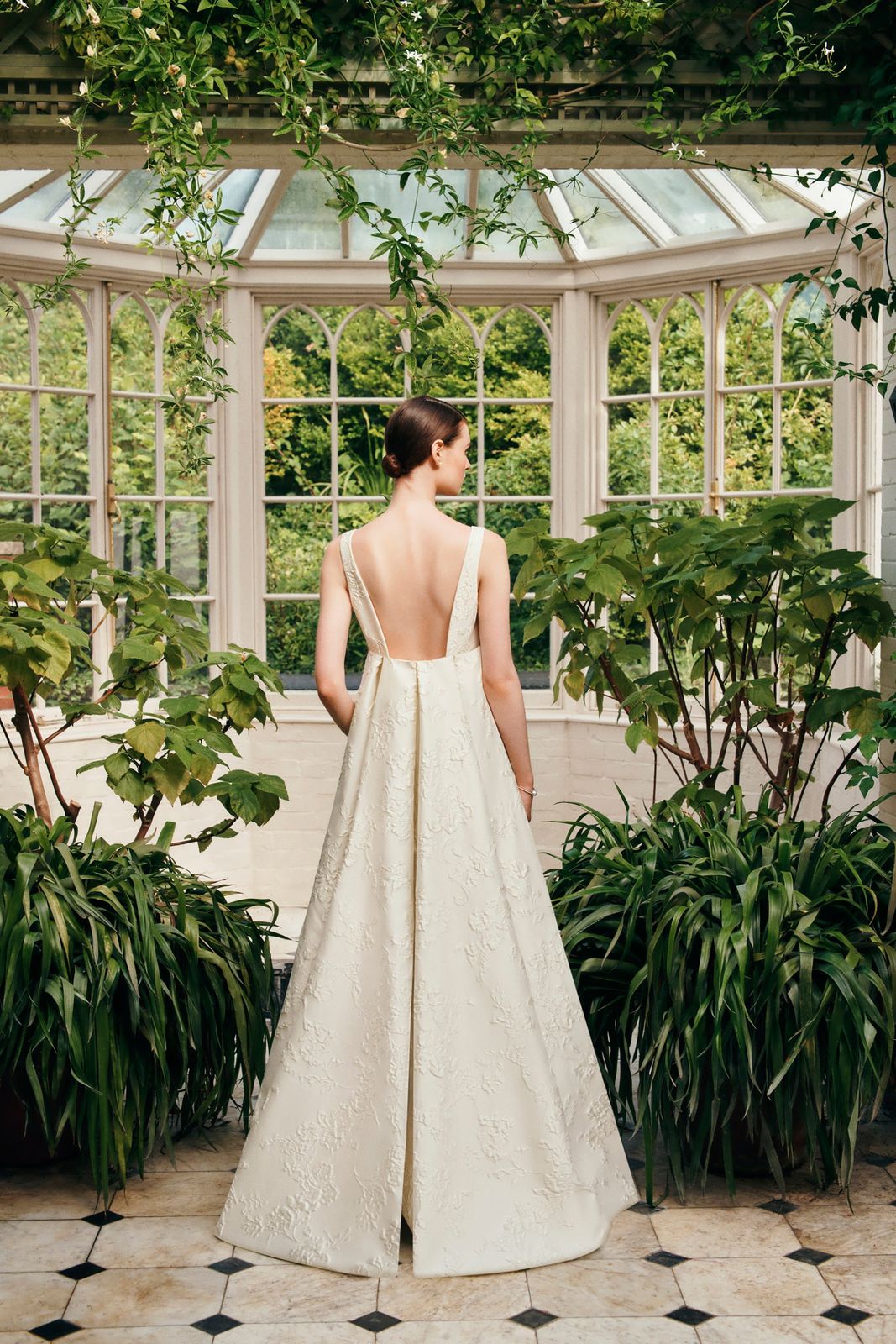 Suha Bridal Train in Rose Jacquard