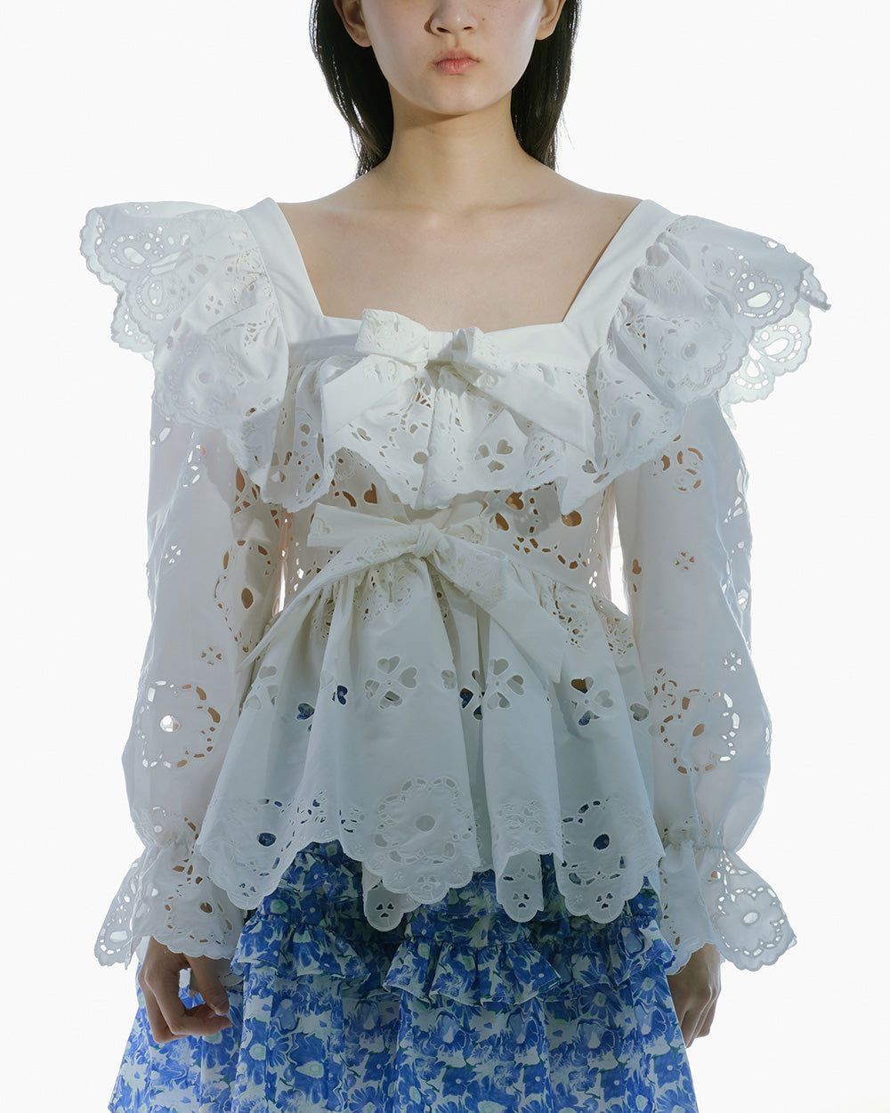 BRODERIE-ANGLAISE BOW BLOUSE