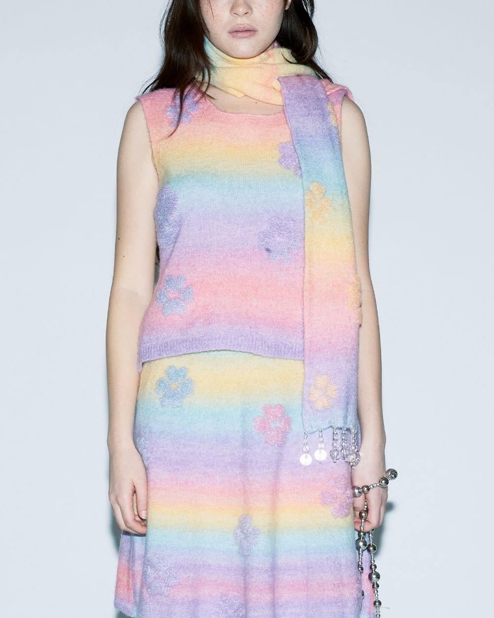 GRADIENT KNIT VEST