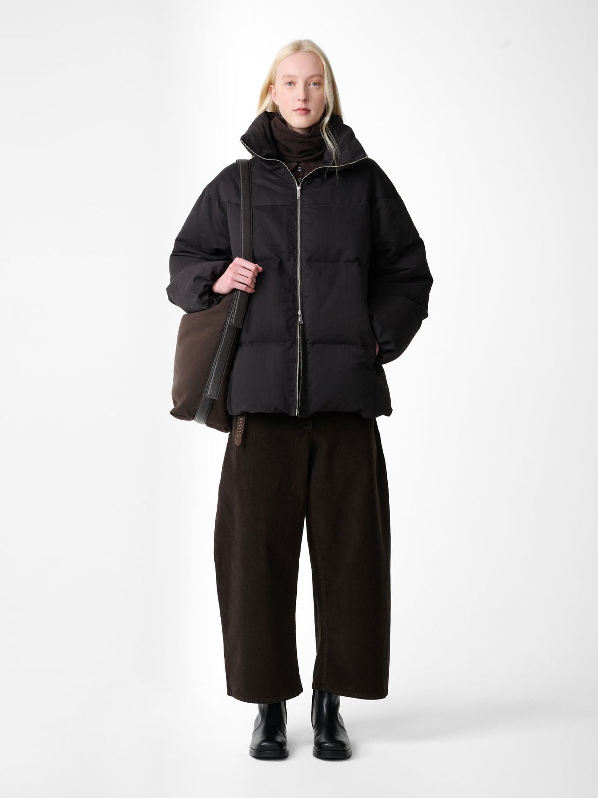 Chalco Corduroy Wide Leg Pant in Coffee