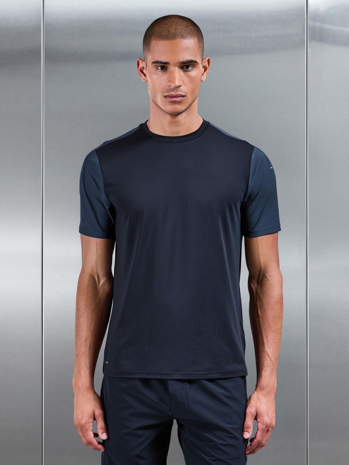 Track Colour Block Active T-Shirt in Navy Slate Blue