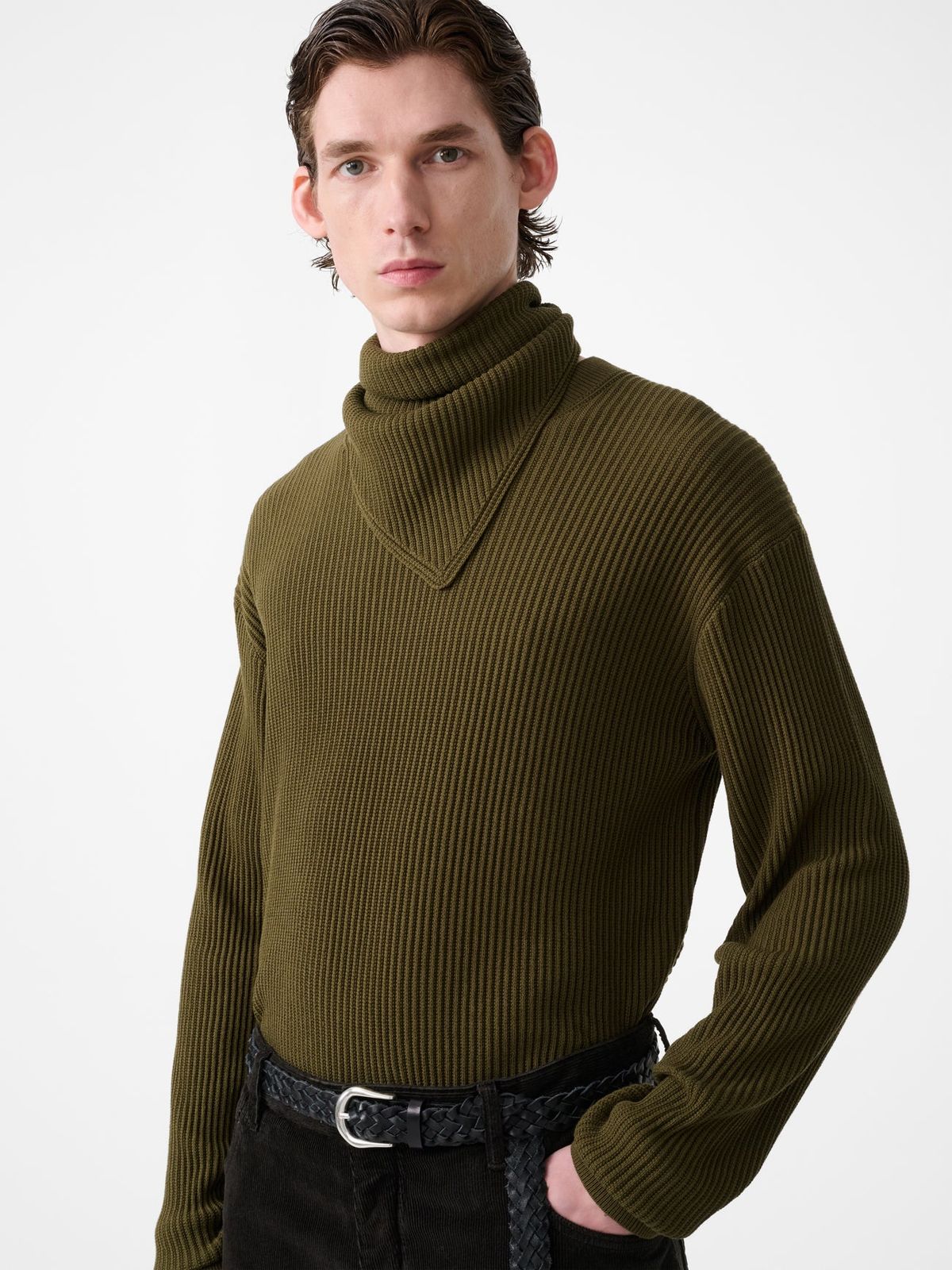 Arda Knit in Olive
