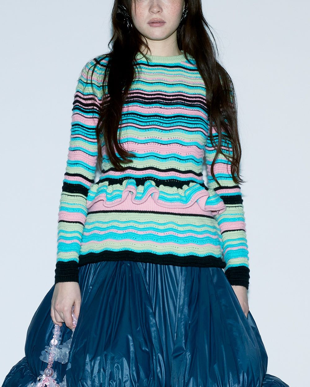 STRIPED WAVE KNIT TOP