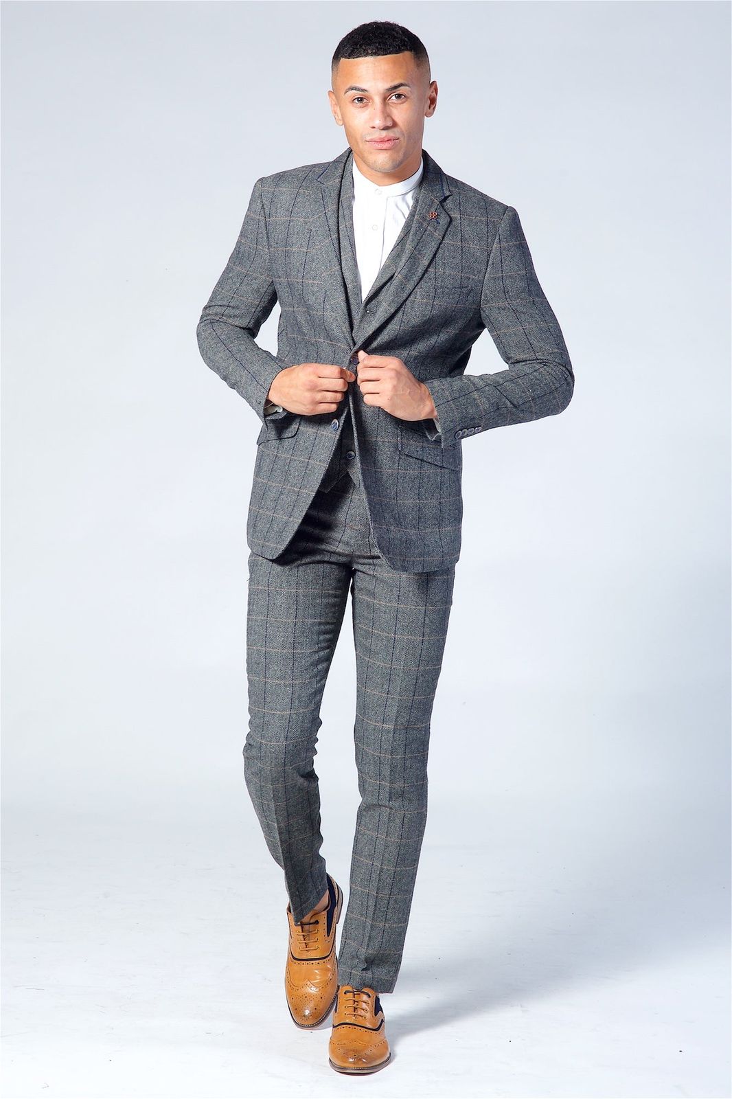 Cavani Albert Grey Tweed Three Piece Suit Short