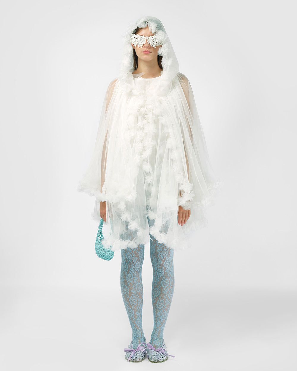 HOODED FLOWER TULLE CAPE