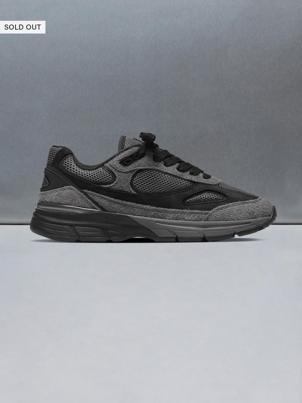 A- Tech 18 in Charcoal Black