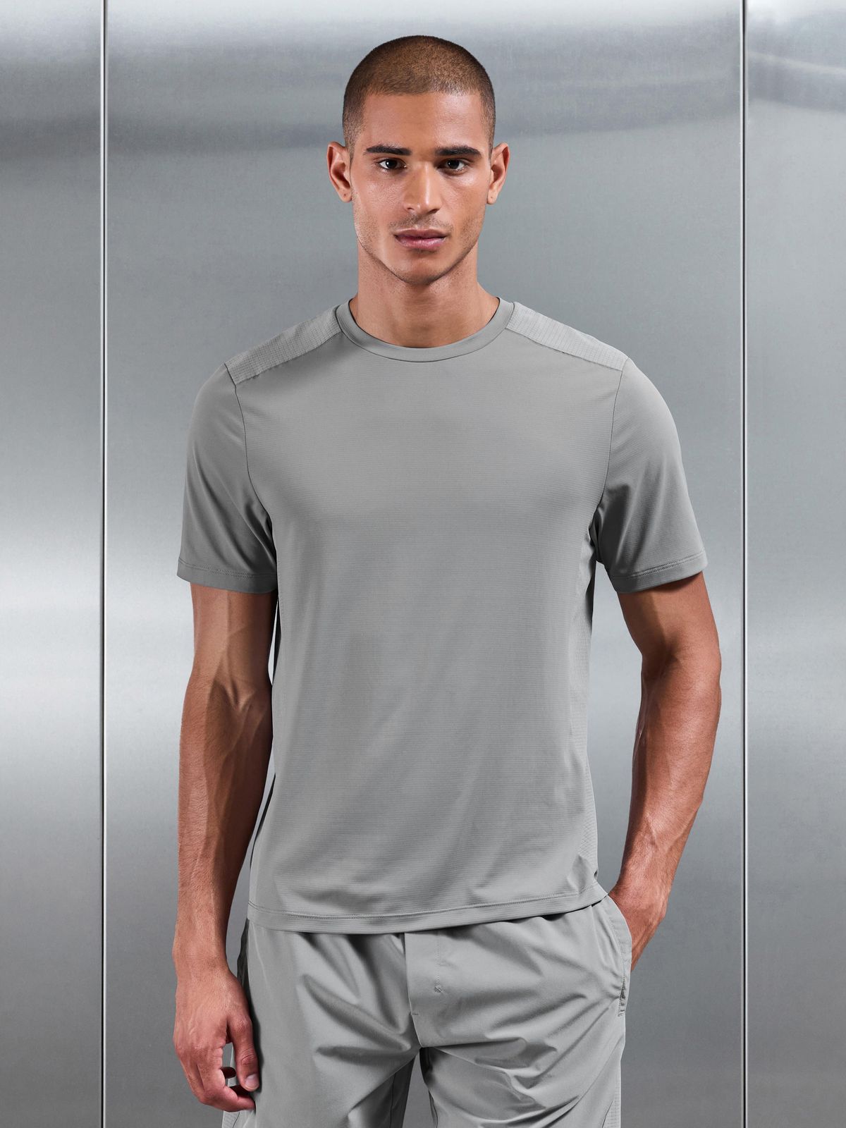 Hybrid Mesh T-Shirt in Mid Grey