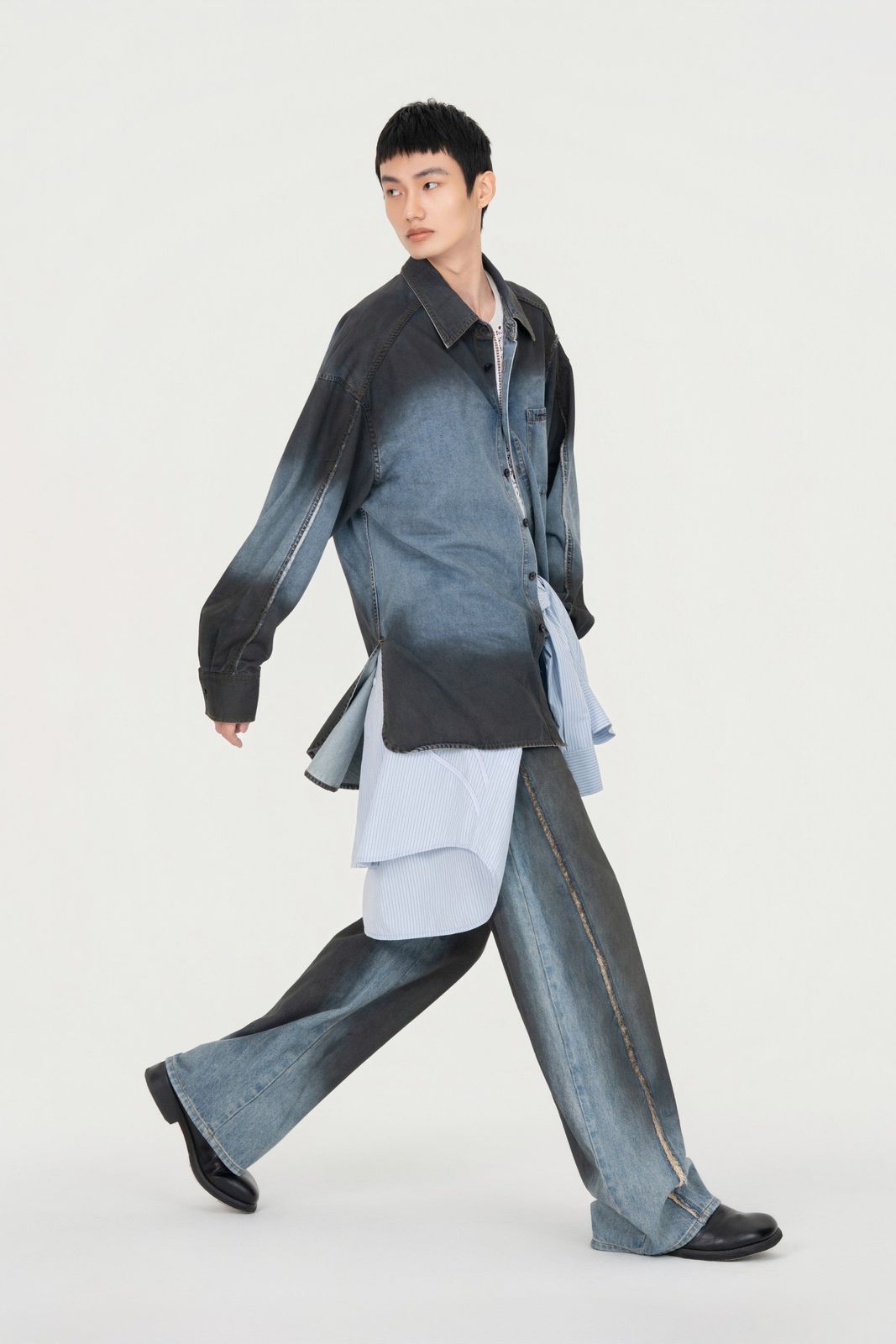 INDIGO GRADIENT DENIM SHIRT