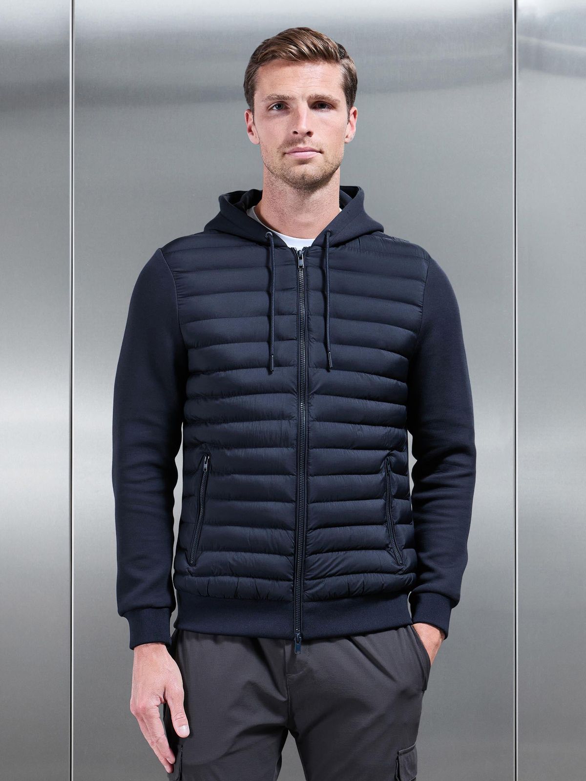 Hybrid Quilted Technical Windbreaker in Navy