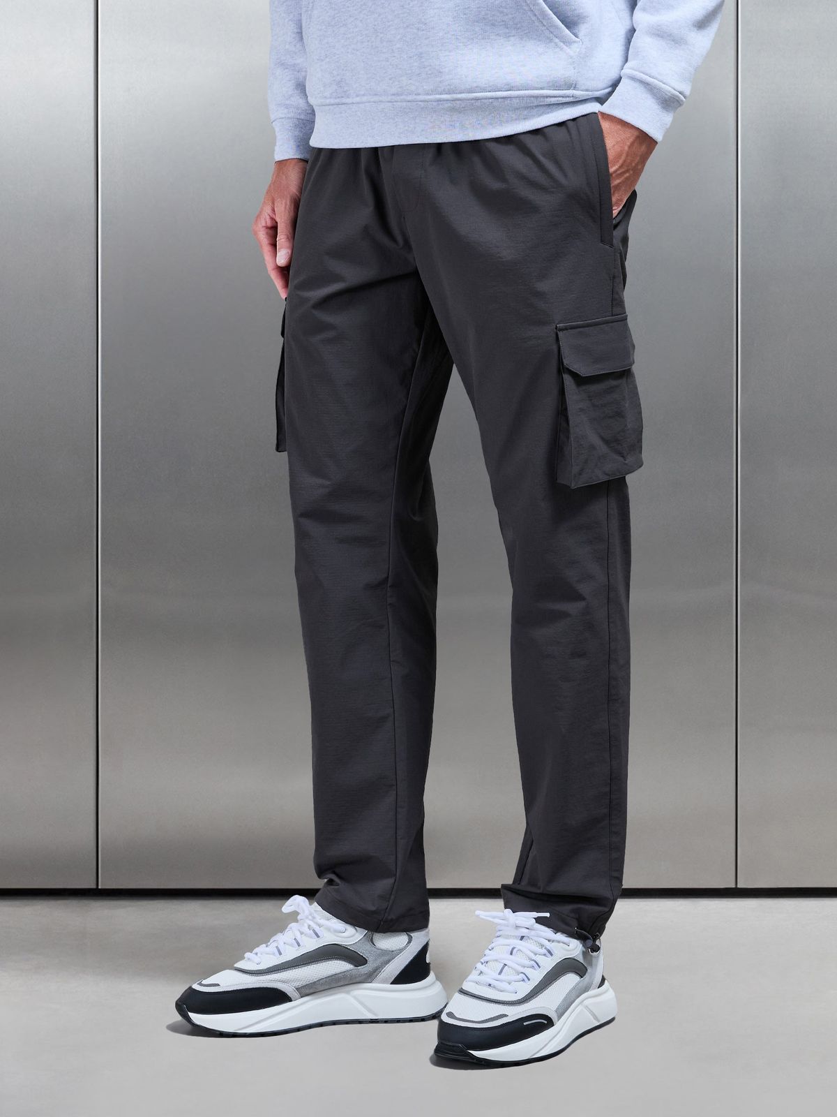 Relaxed Fit Utility Cargo Pant in Grey