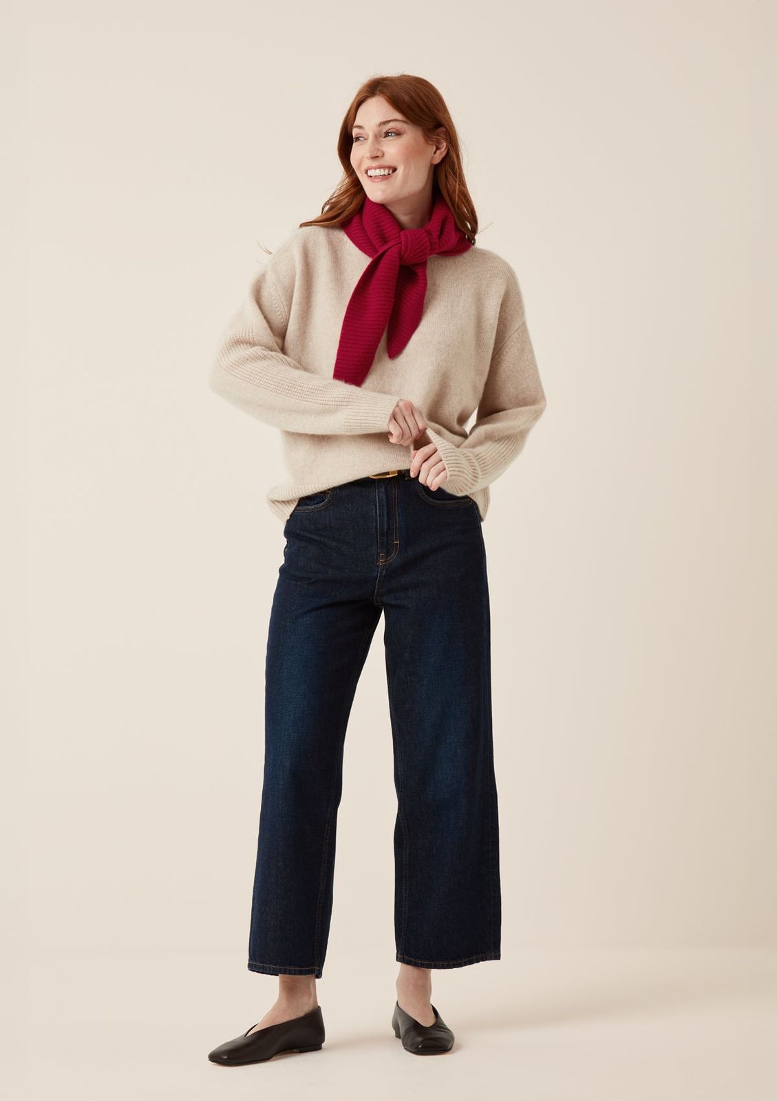 Cashmere Longline Crew Neck Sweater in Wheat