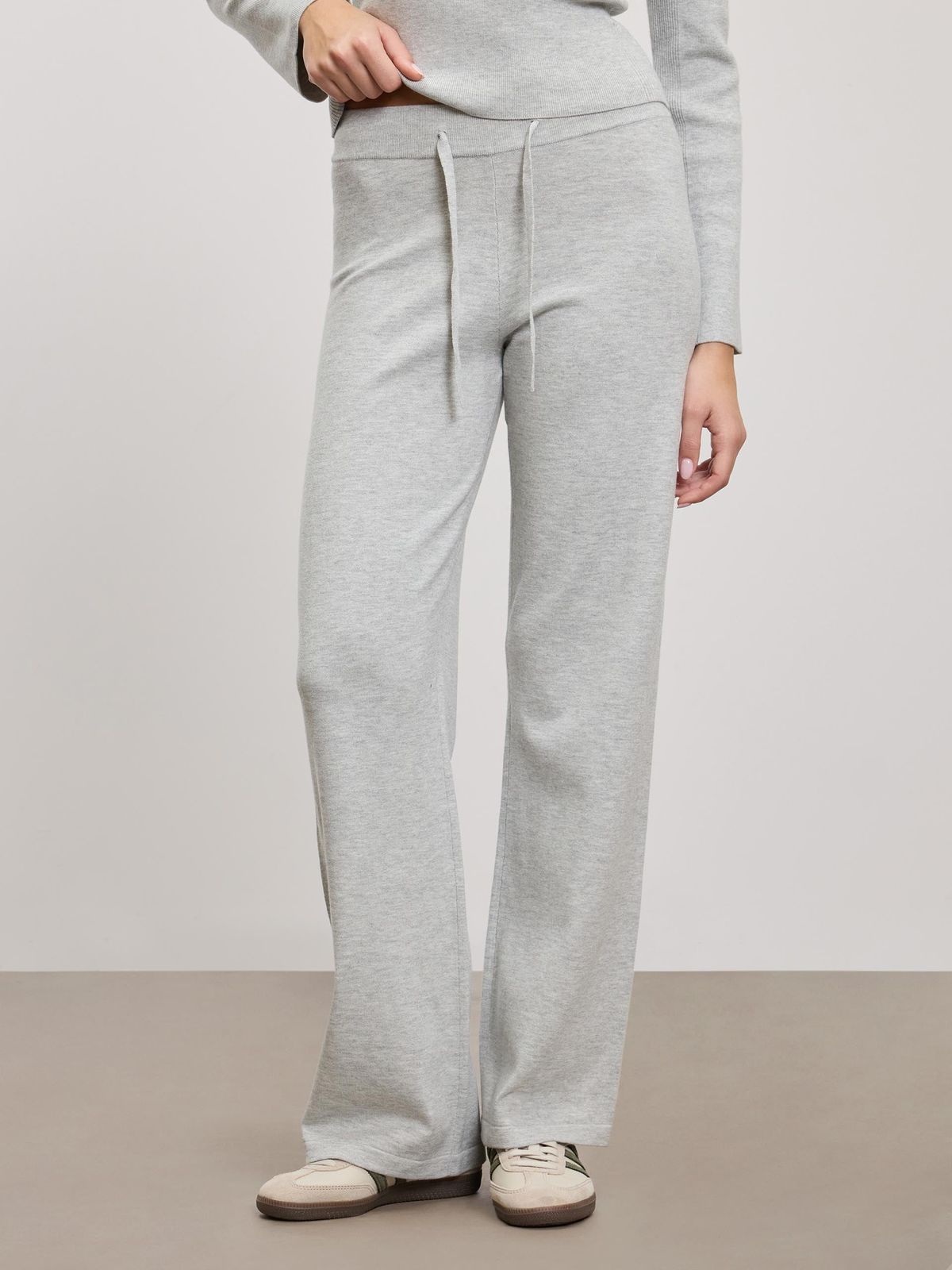 Womens Light Knit Straight Leg Jogger in Marl Grey