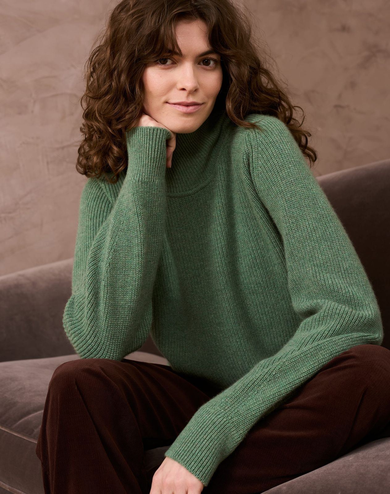 Cashmere Ribbed Week End Polo Neck