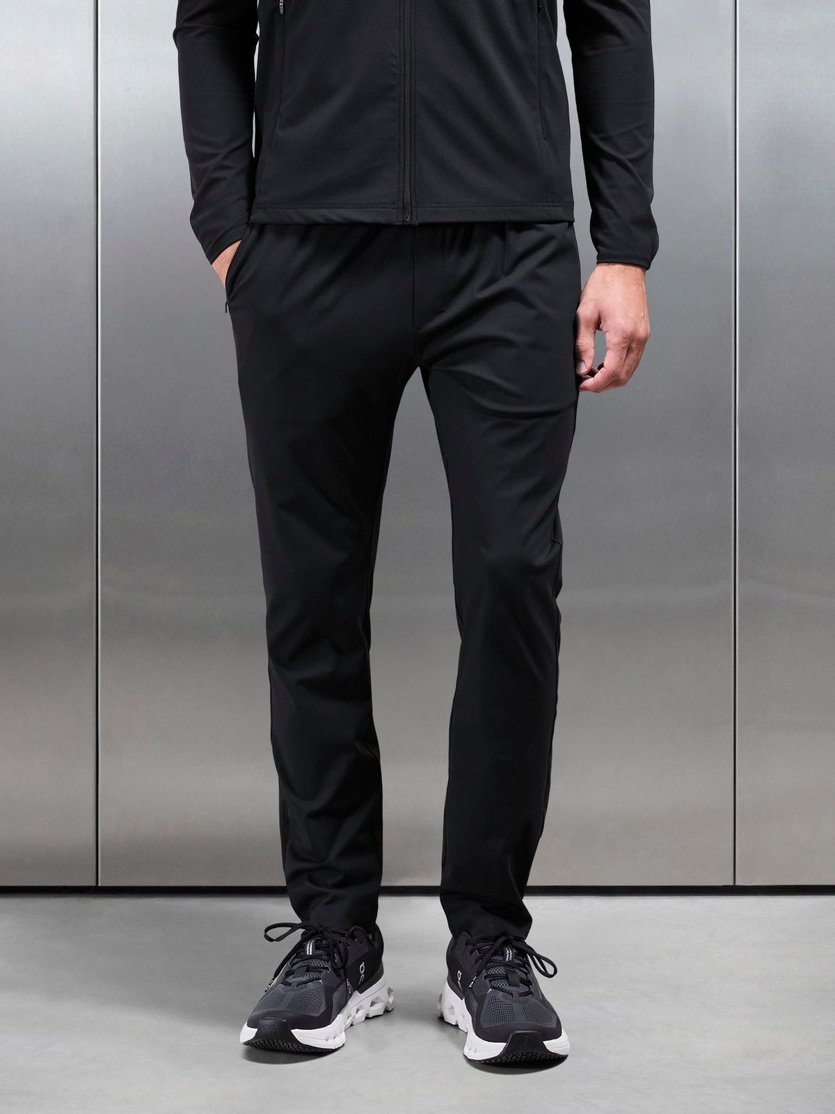 Active Jersey Jogger in Black
