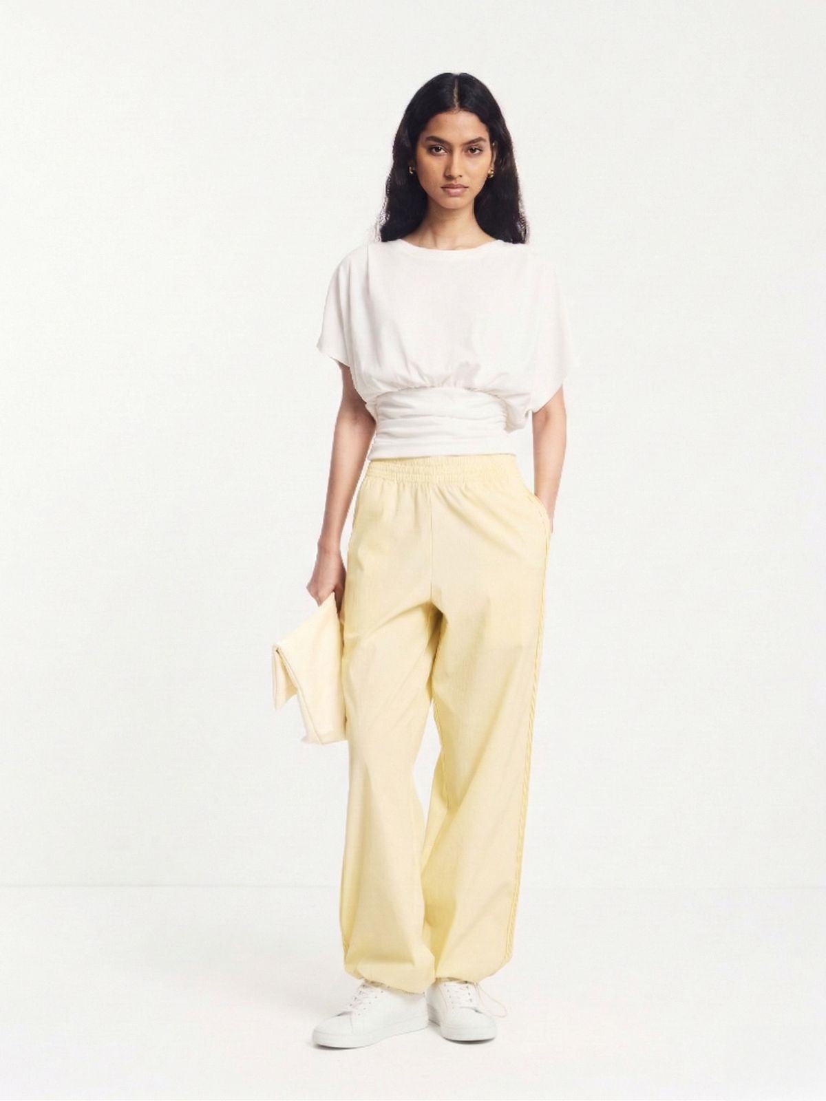 Etta Smart Cargo Pant in Butter Milk