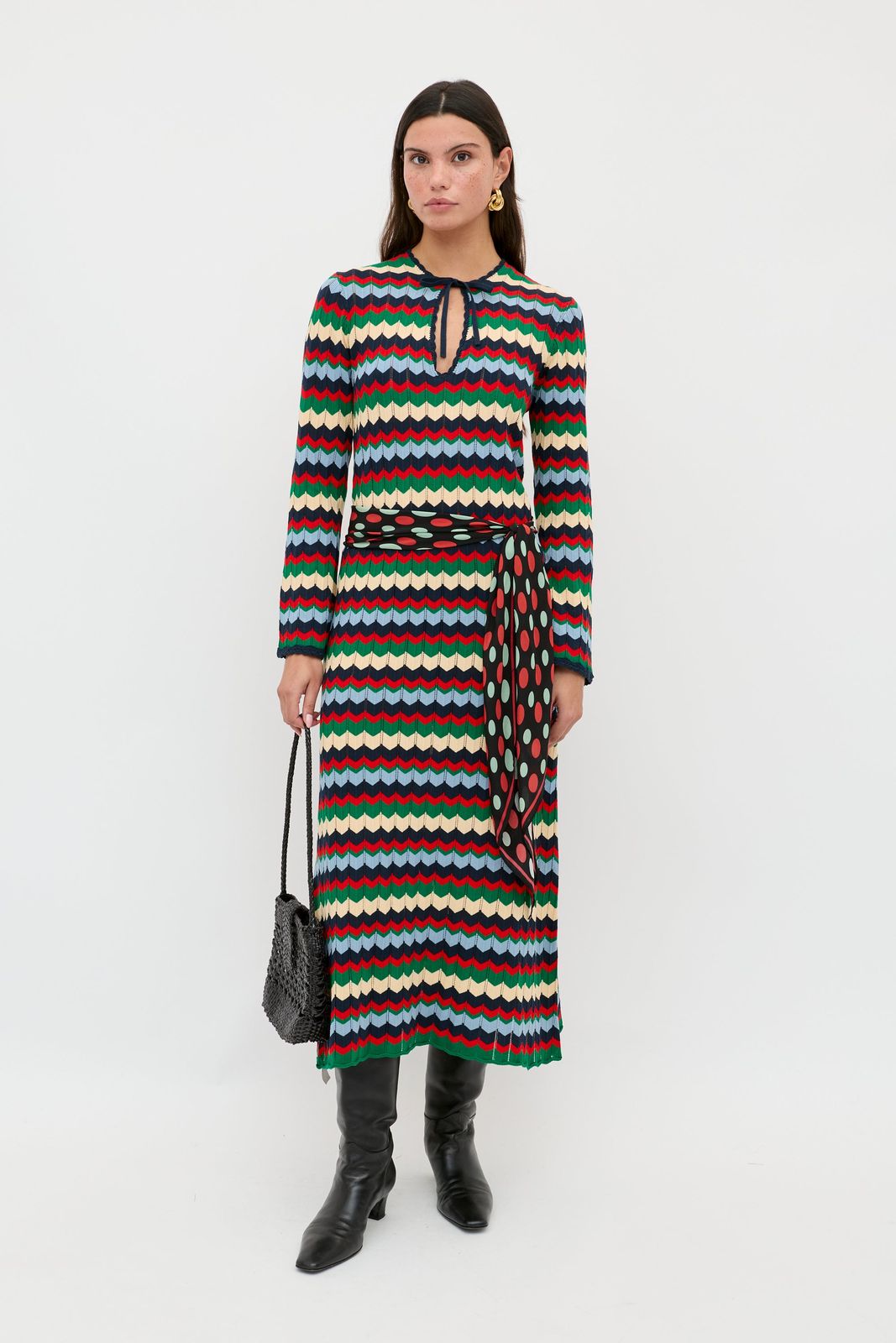 Lucila - Retro Chevron Blue
