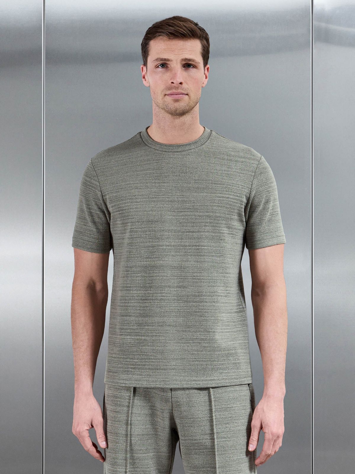 Cavour Textured T-Shirt in Olive